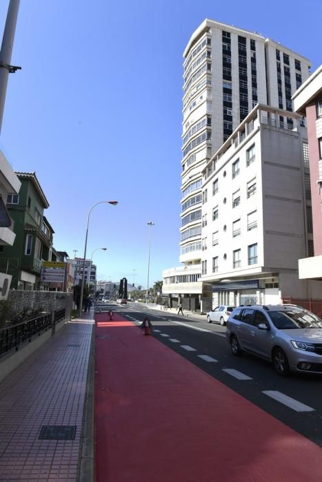 06-04-19 LAS PALAMS DE GRAN CANARAIA. LEON Y CASTILLO. LAS PALMAS DE GRAN CANARIA. Carril bici en en fase de implantación en Leon y Castillo. Fotos: Juan Castro.  | 06/05/2019 | Fotógrafo: Juan Carlos Castro