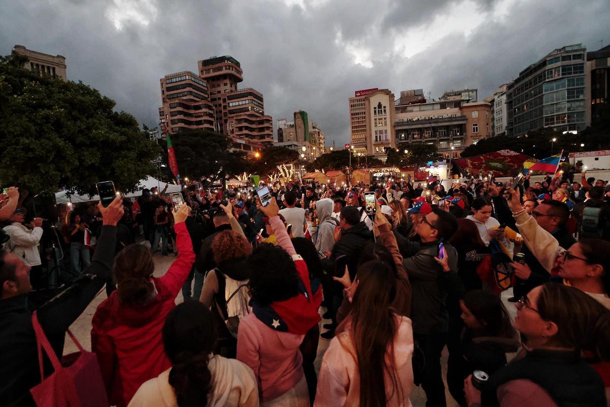 Concentración contra Maduro en plaza de España