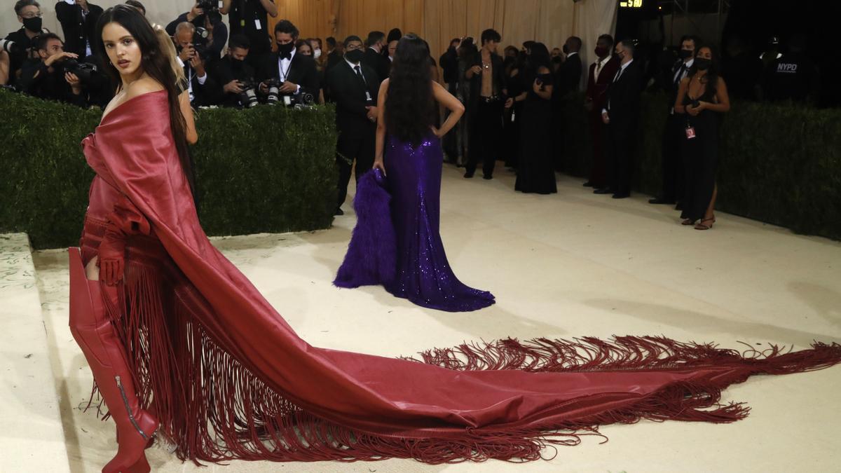 Rosalía en la Gala MET 2021.