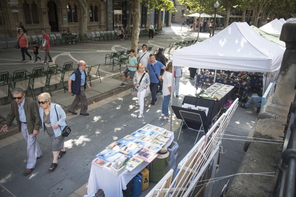 Fira d'Artistes i Artesans del Passeig Pere III