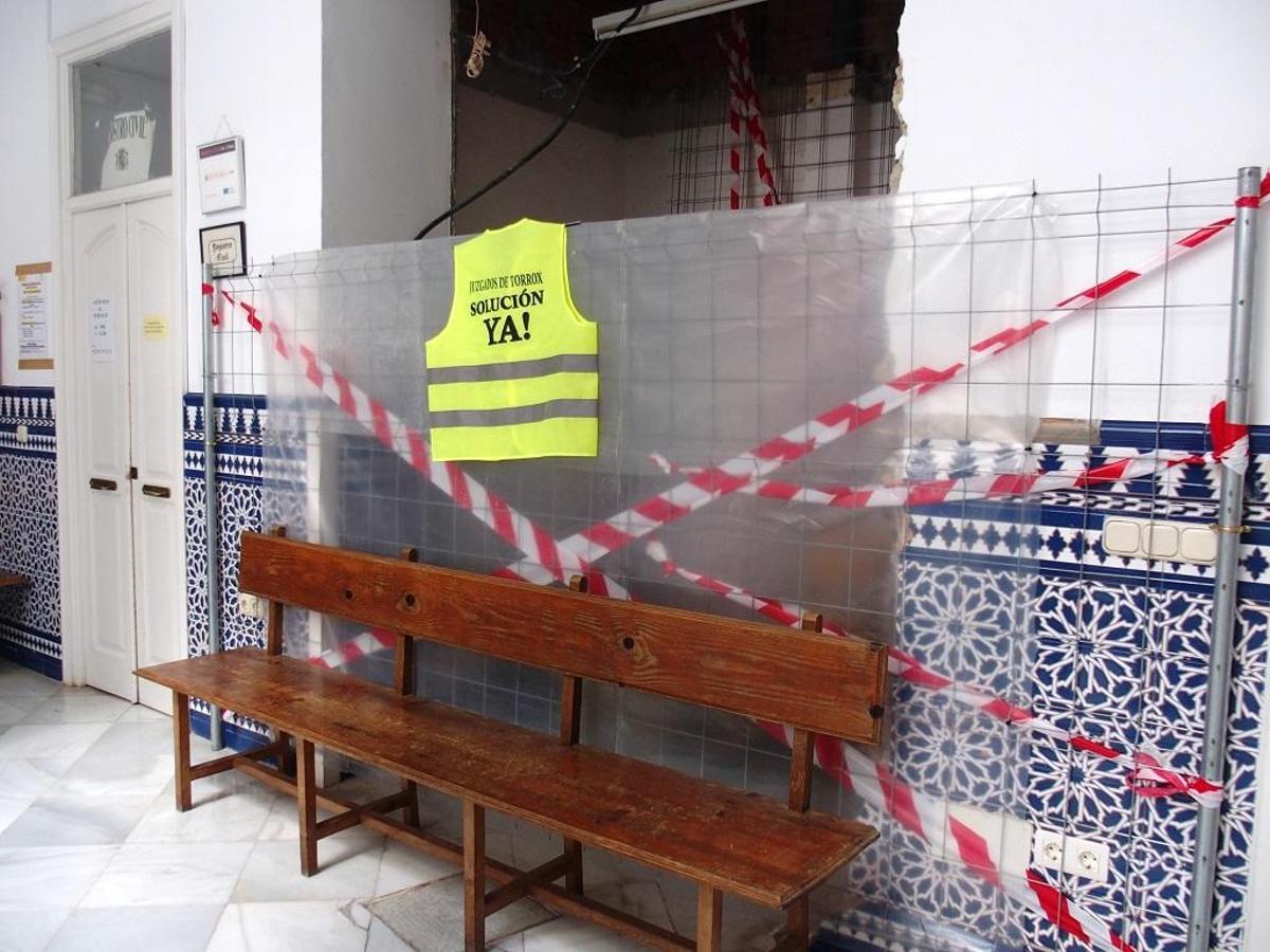 Imagen de los juzgados de Torrox