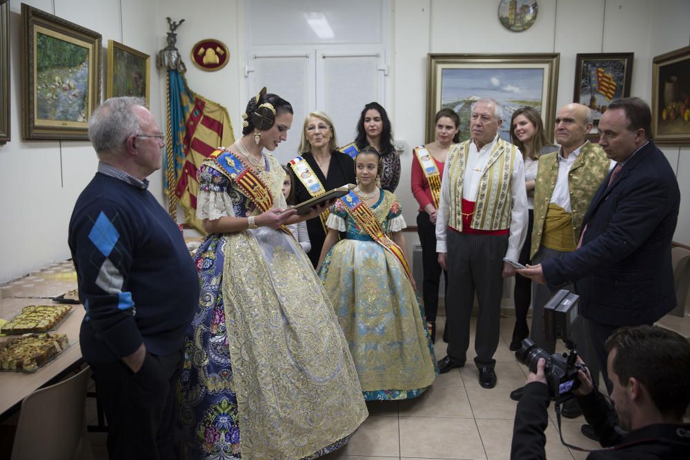 La galería más completa de un viaje histórico en la fiesta, con las falleras mayores en la ciudad más especial del mundo