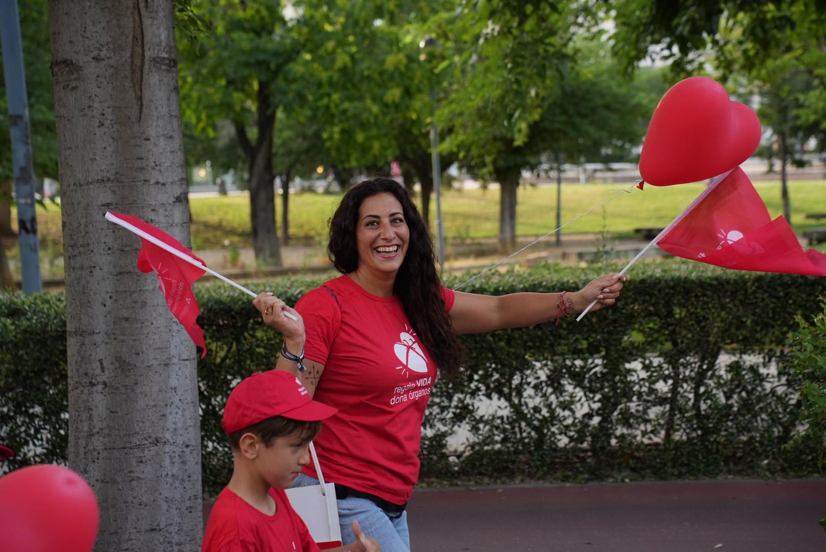Córdoba se llena de color rojo en favor de la donación