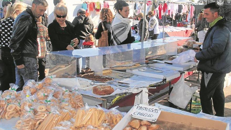 Burriana mejorará el Mercat de la Mar con megafonía y papeleras