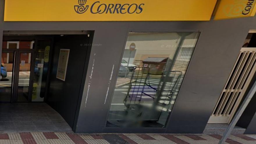 Correos amplía su horario en El Campello