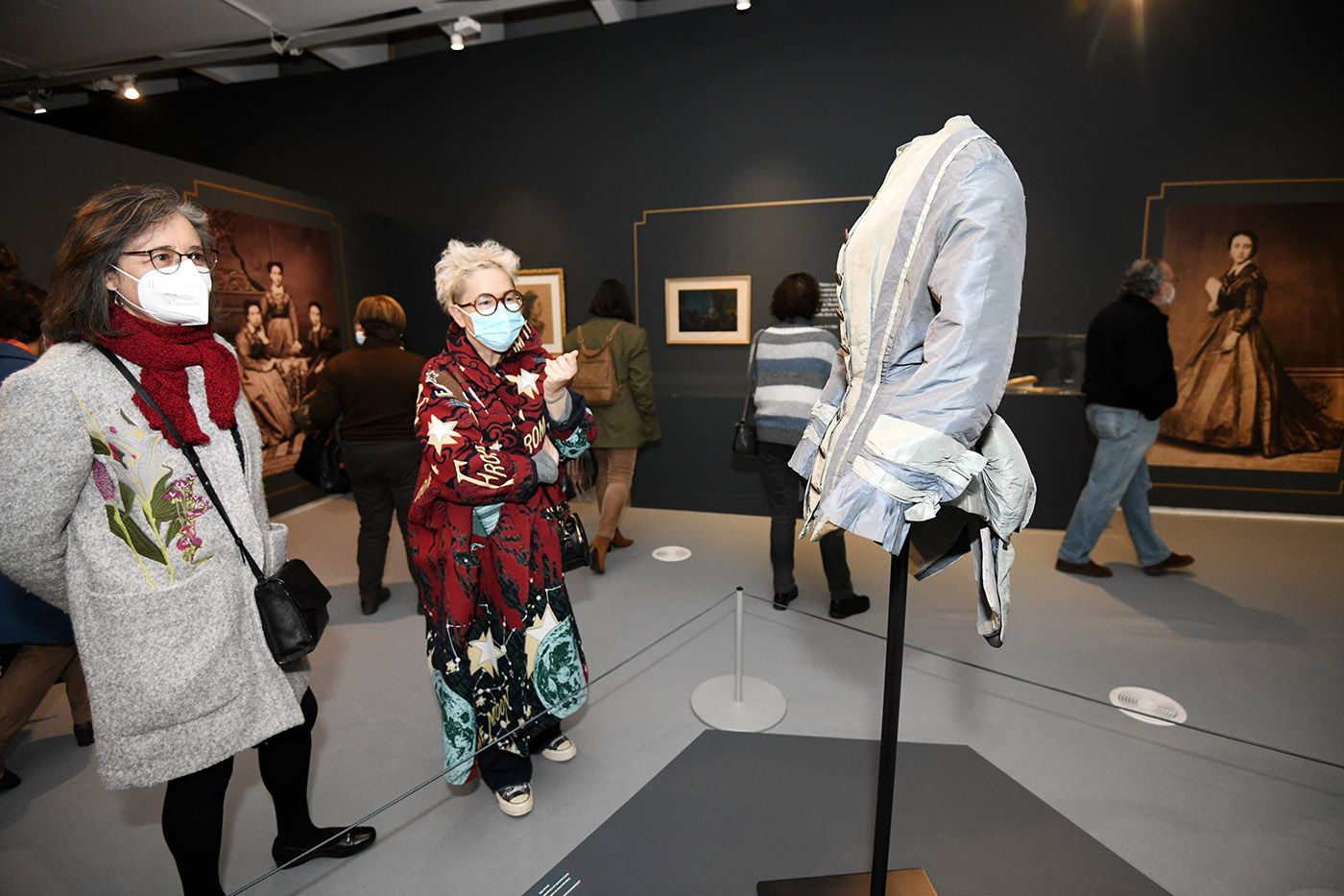 Exposición Museo de Pontevedra: "De Babiano Méndez-Nuñez a Mendoza Babiano. Dúas xeracións de mulleres para a historia de Pontevedra"