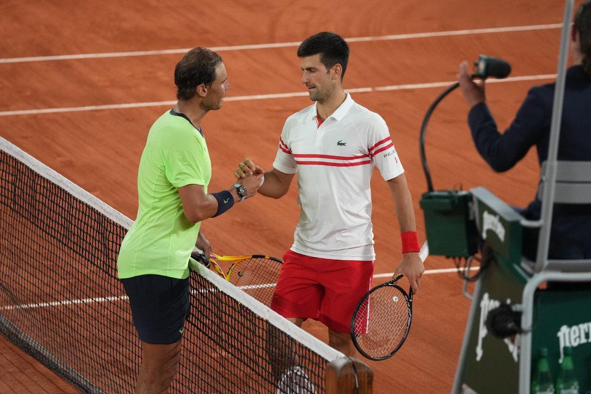 Rafael Nadal, en su derrota ante Novak Djokovic, en París.