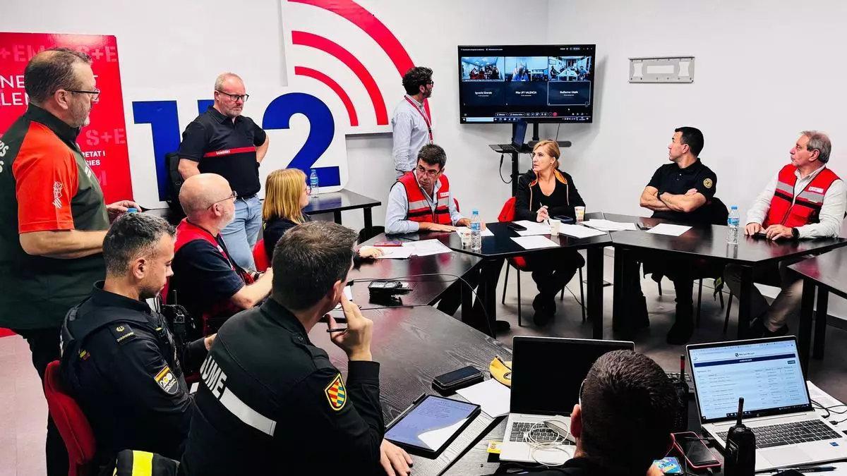 Reunión del Cecopi, en la madrugada del miércoles, 30 de octubre, horas después de las inundaciones, a la que asistió Carlos Mazón.
