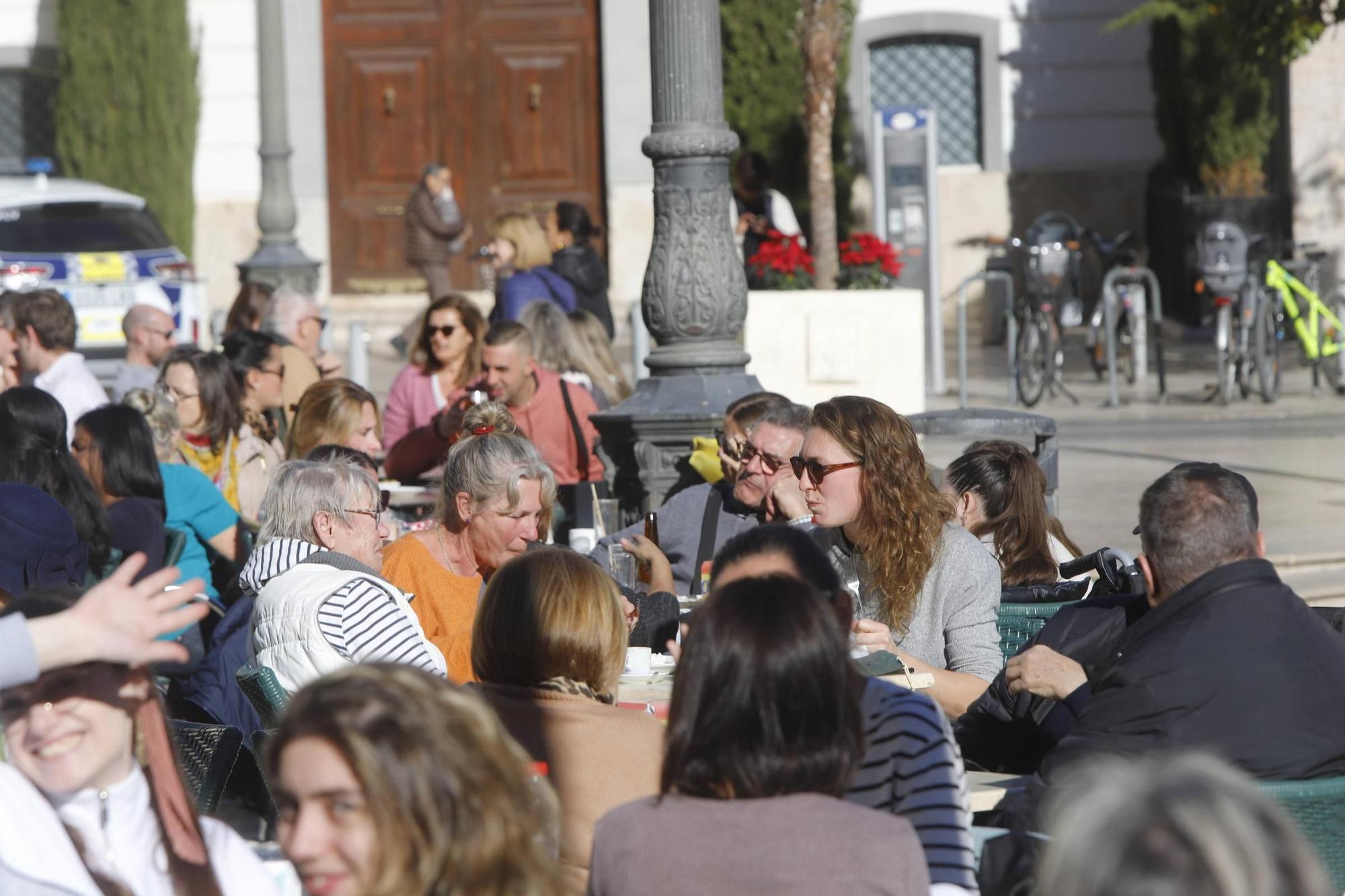 València, a reventar por la Navidad y el buen tiempo