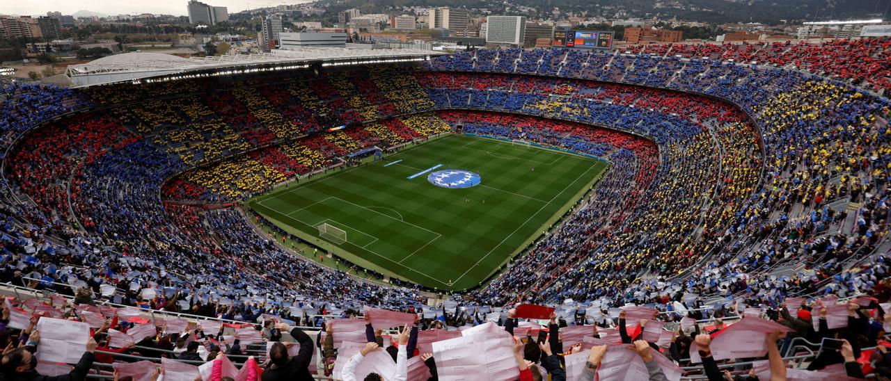 Imagen de archivo del campo de fútbol