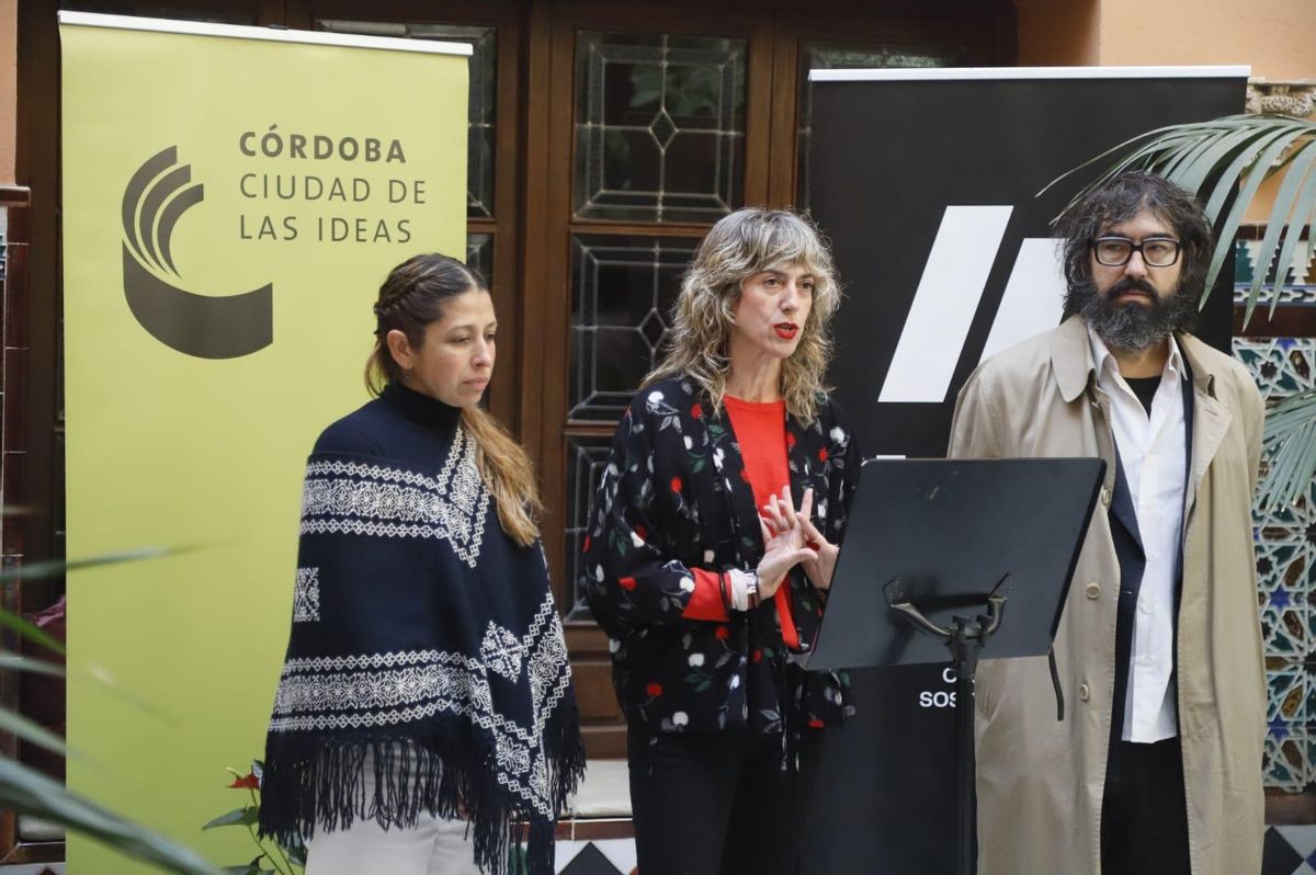 La artista Victoria Rivas, May Gañán y Fernando Vacas durante la presentación de la segunda edición de residencias internacionales de CCI