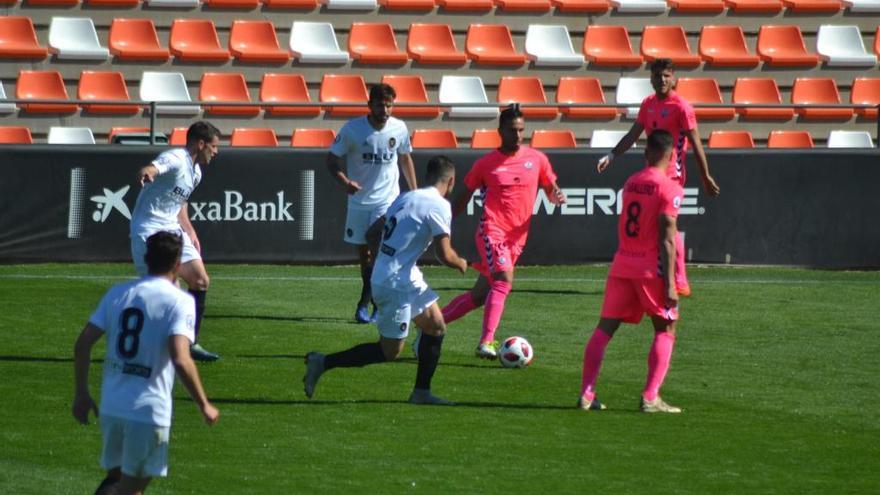 El Castellón se hunde ante el Mestalla