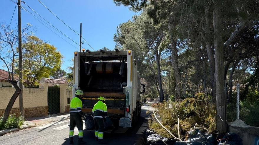 El servicio de recogida de poda con cita previa en La Canyada atiende cerca de 3.000 servicios en dos meses