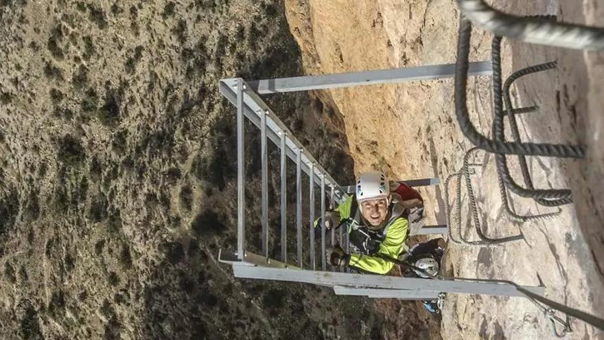 Así es la vía ferrata de Redován, actividad de vértigo