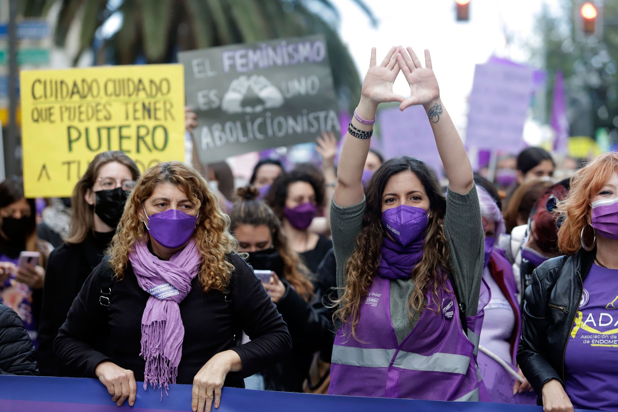 Las imágenes de la marcha multitudinaria por el Día Internacional de la Mujer en Málaga.