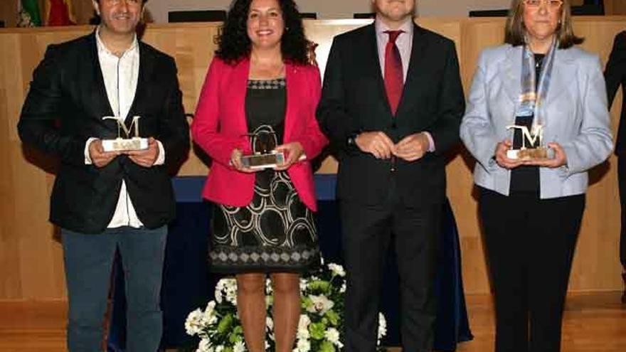 José Carlos García; Cristina Moreno, del Aula del Mar; Elías Bendodo y María Luisa Azpiazu, de la agencia Efe.