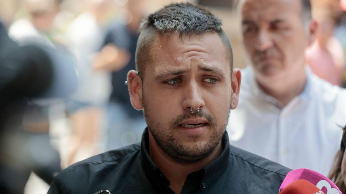Jan Gómez anuncia la convocatoria del orgullo LGTBI en Palma.