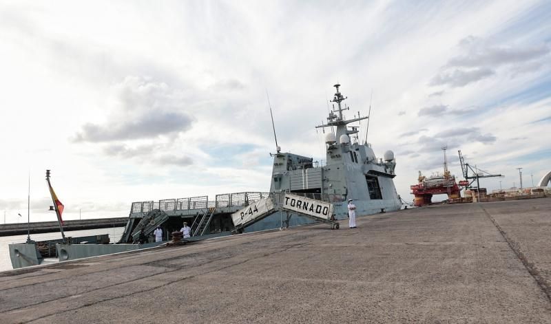 Jornada de puertas abiertas del 'Tornado', buque de acción marítima de la Armada española.