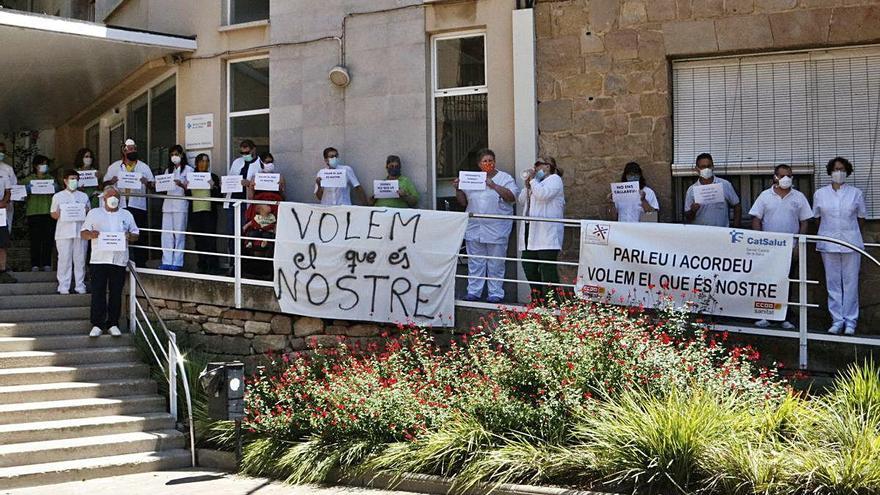 Tercera setmana de protesta al Centre Sanitari