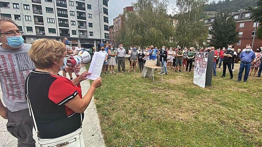 Una reciente protesta en Mieres por las carencias del servicio de cuidados paliativos.