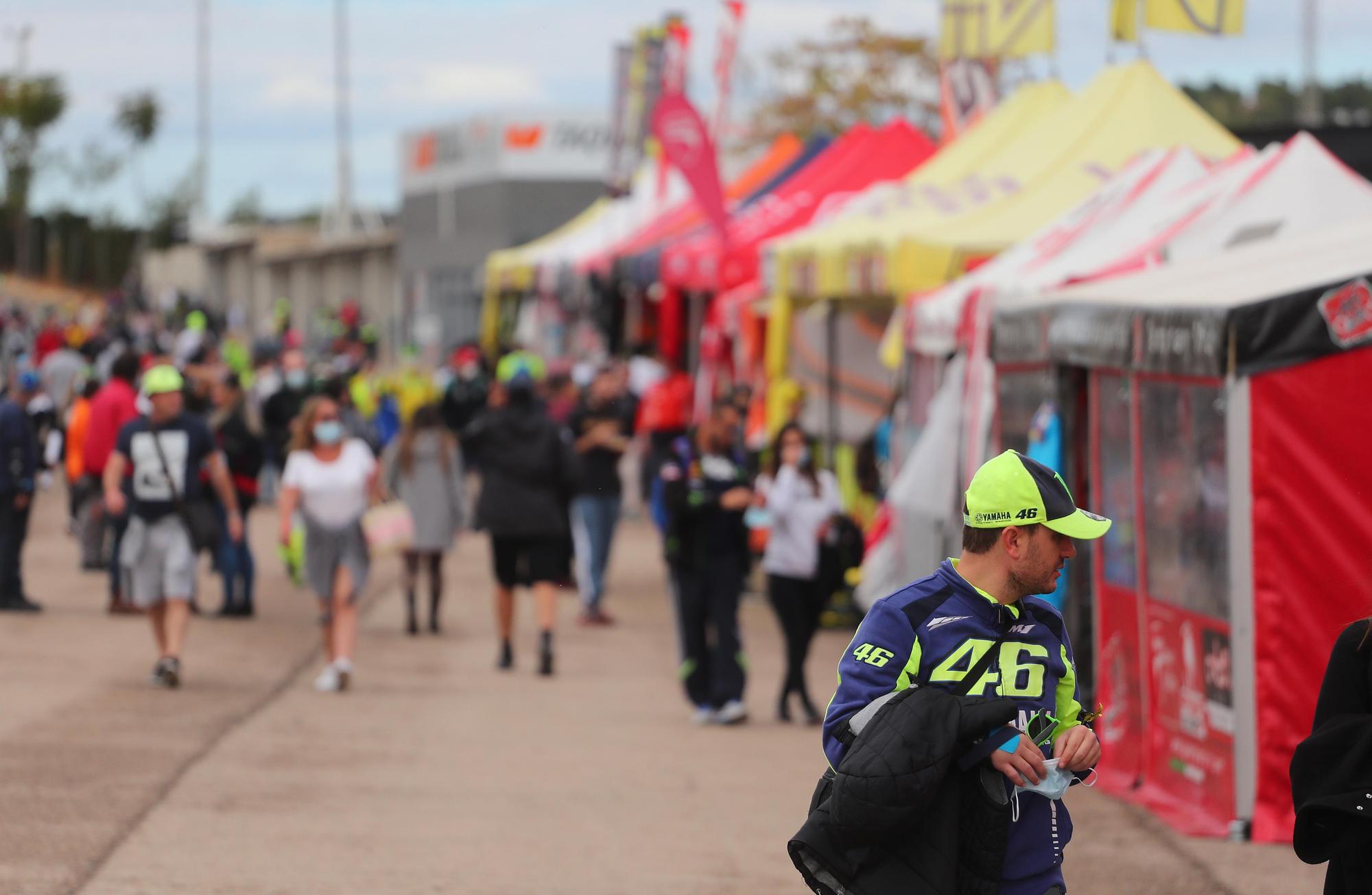 Gran ambiente en el circuito de Cheste