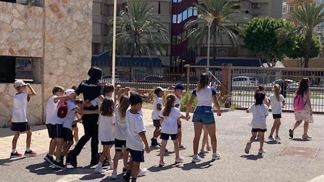 La Policía Nacional acerca su trabajo a los niños de Ibiza con jornadas de puertas abiertas.