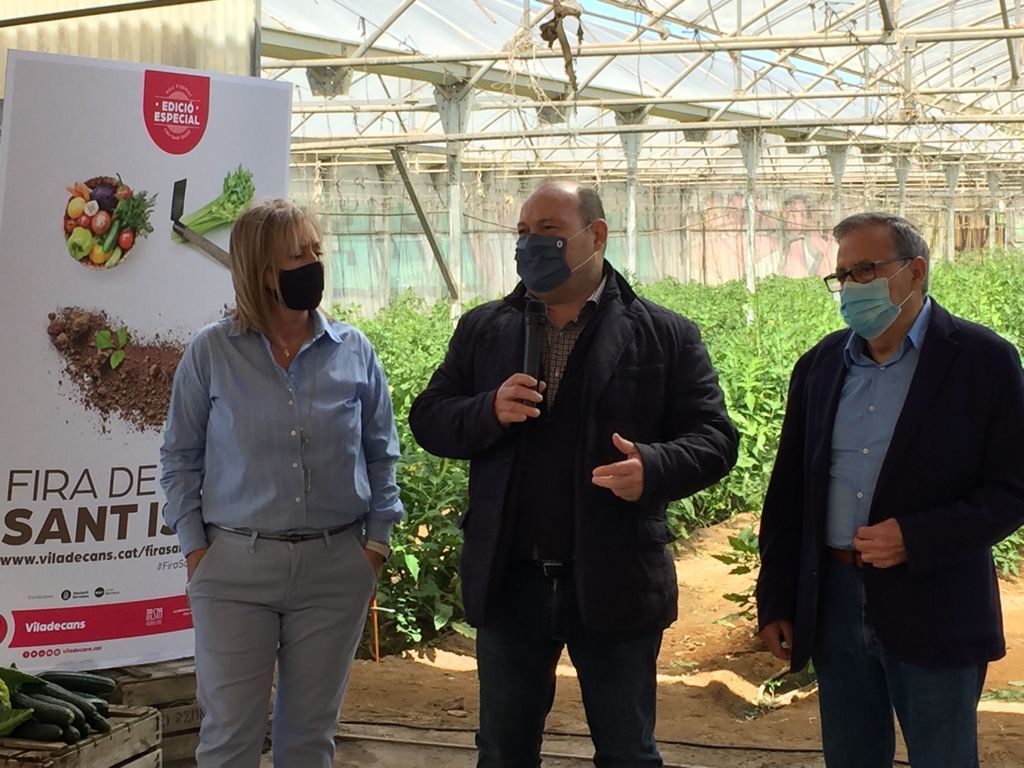 Presentación de  la Feria de Sant Isidre y la decimonovena Muestra desde la explotación agrícola de Can Calbet en el Parque Agrario de Viladecans