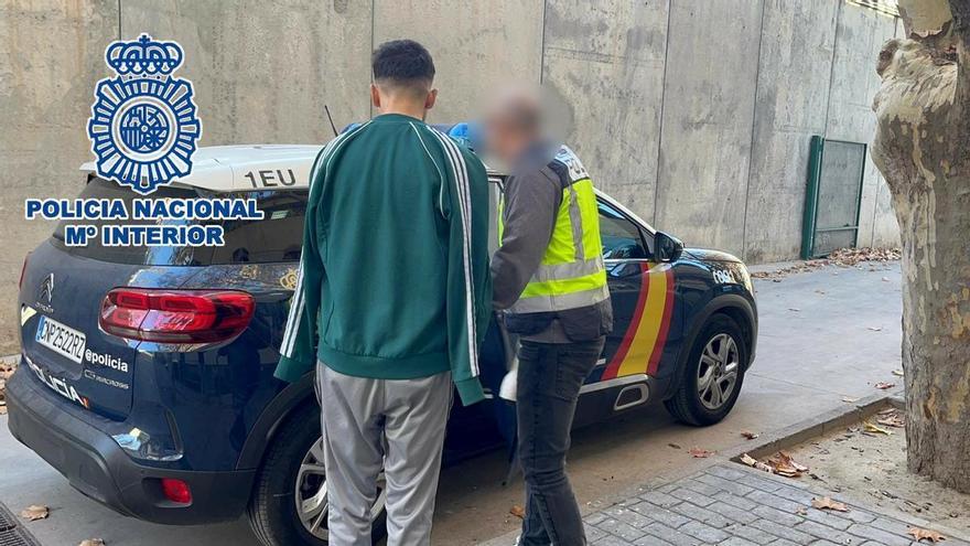 Detenido en València un hombre buscado por un delito de asesinato en Argelia