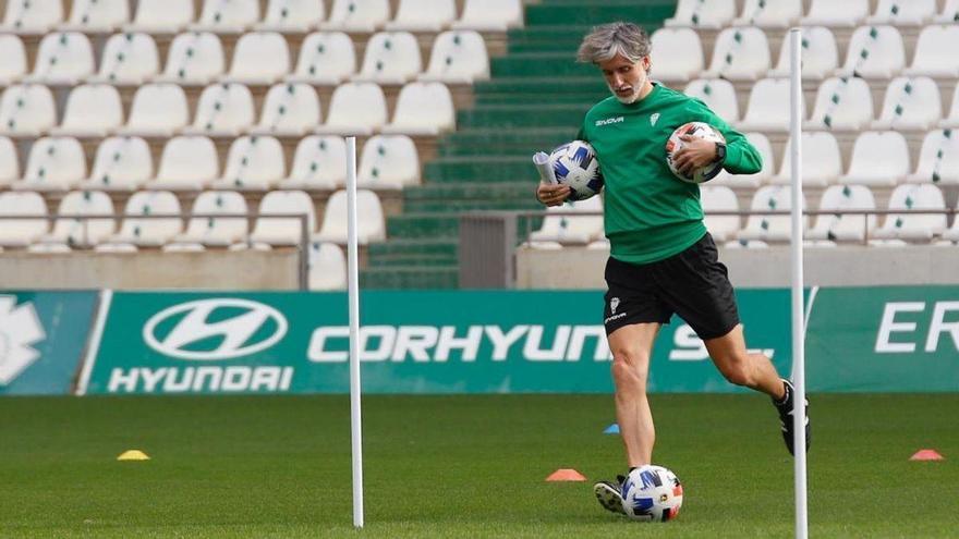 Pablo Alfaro: &quot;El Córdoba CF tiene 18 titulares&quot;