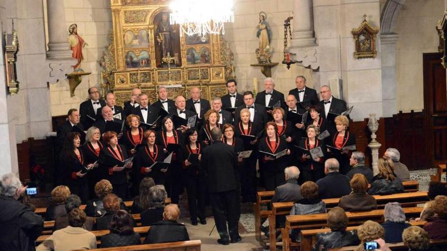 El concierto del Orfeón de Mieres en La Foz.