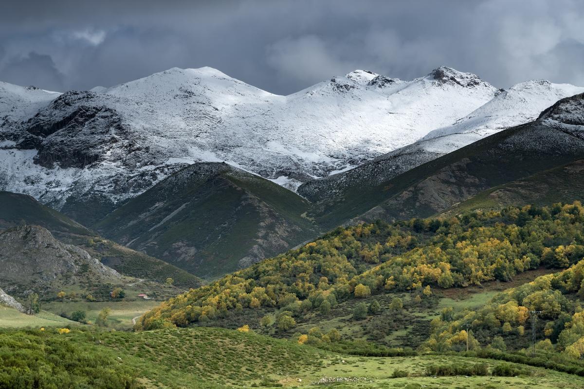 Macizo nevado de Peña Ubiña