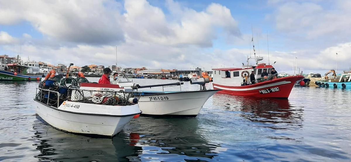 La protesta desplegada por la flota en O Corgo (O Grove).