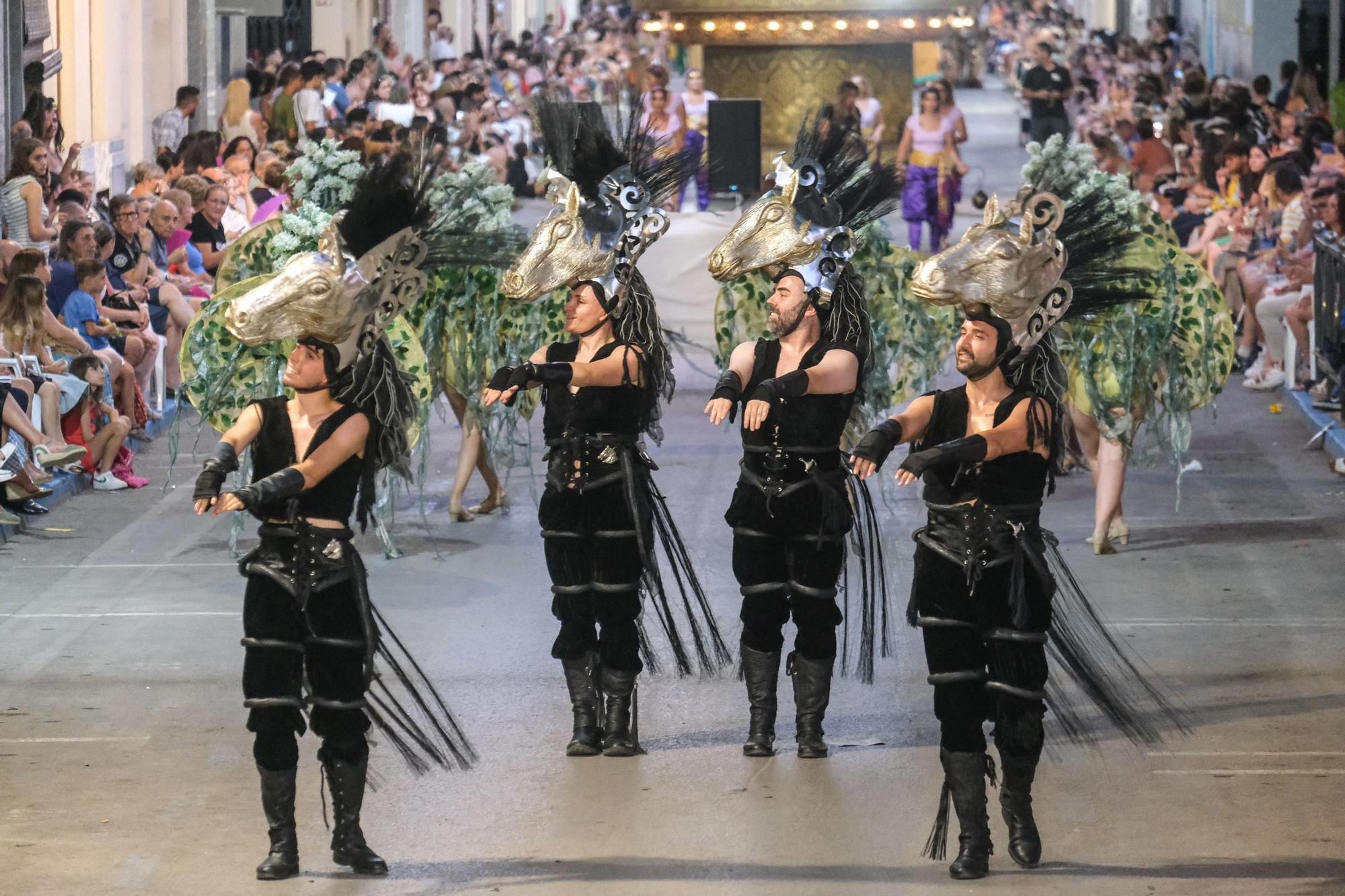 La Entrada Mora de las fiestas de Novelda, en imágenes