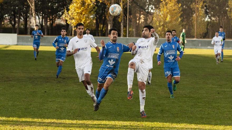 Una imagen del partido del CD Villaralbo.