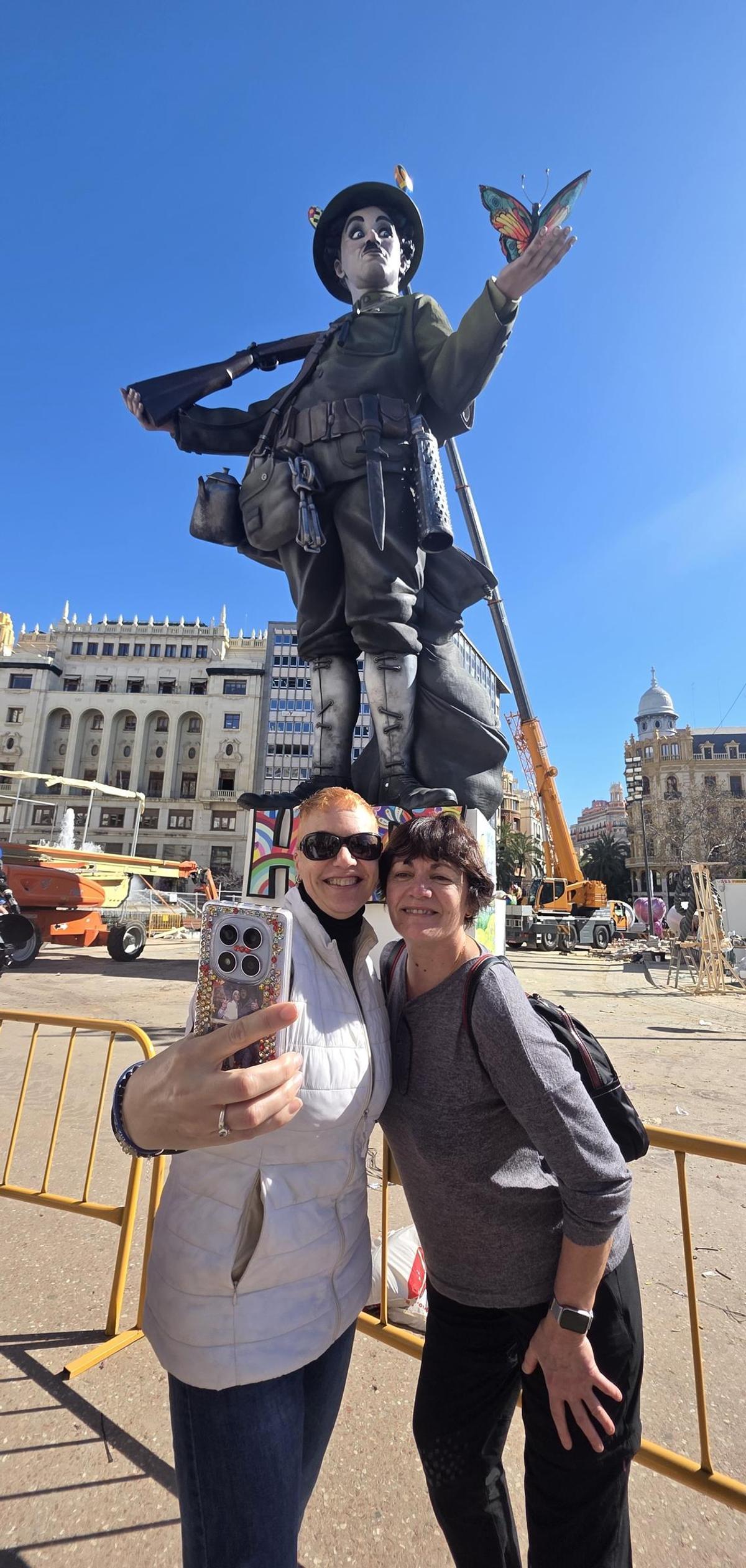 La falla municipal de 2027 recibe las primeras visitas