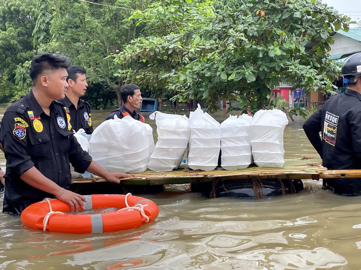 Miles de personas afectadas por inundaciones monzónicas en Myanmar