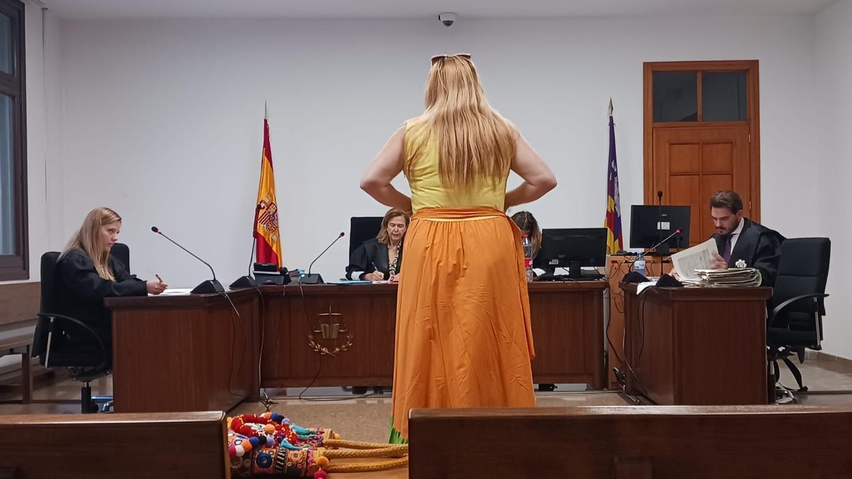 La mujer acusada, durante el juicio celebrado en Palma.