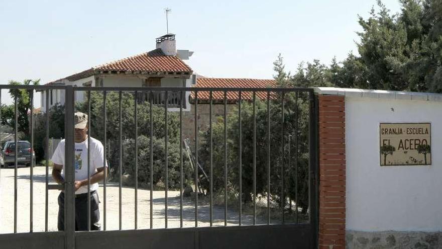 Un niño alérgico a la leche fallece tras comer un yogur en una granja escuela