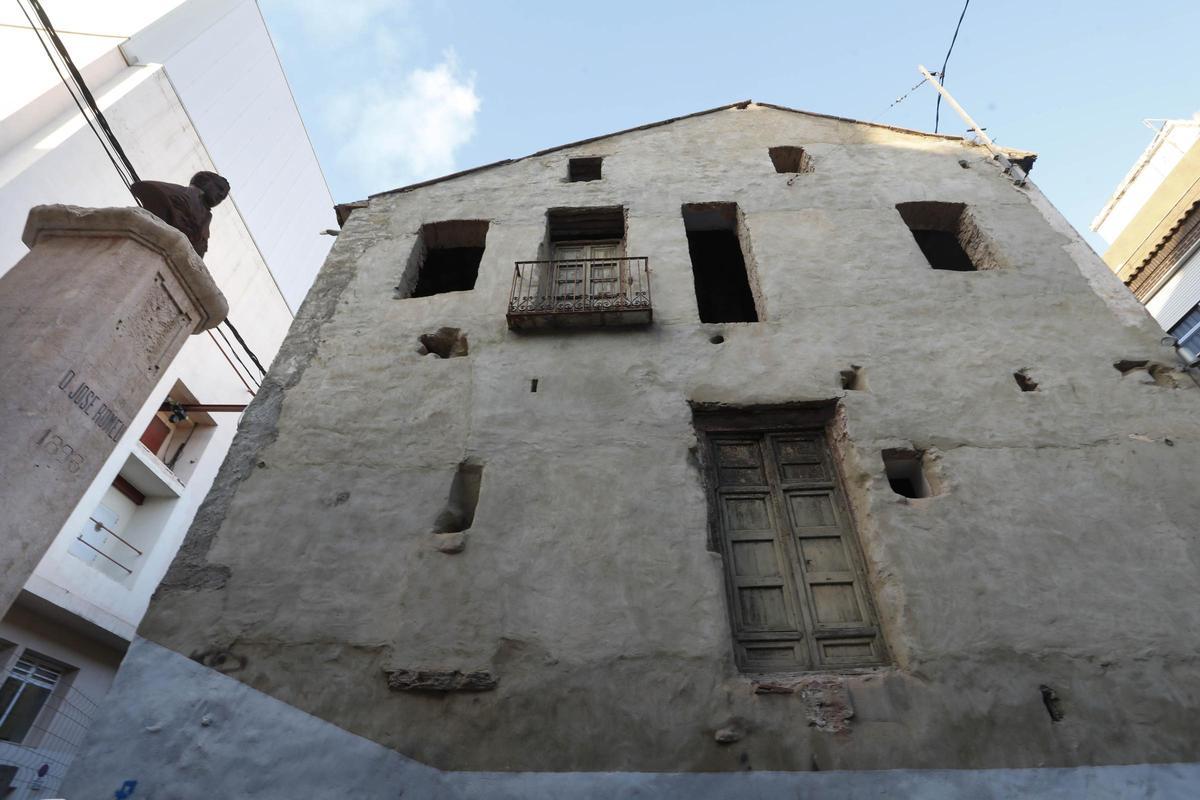 Lateral de la Casa Romeu.