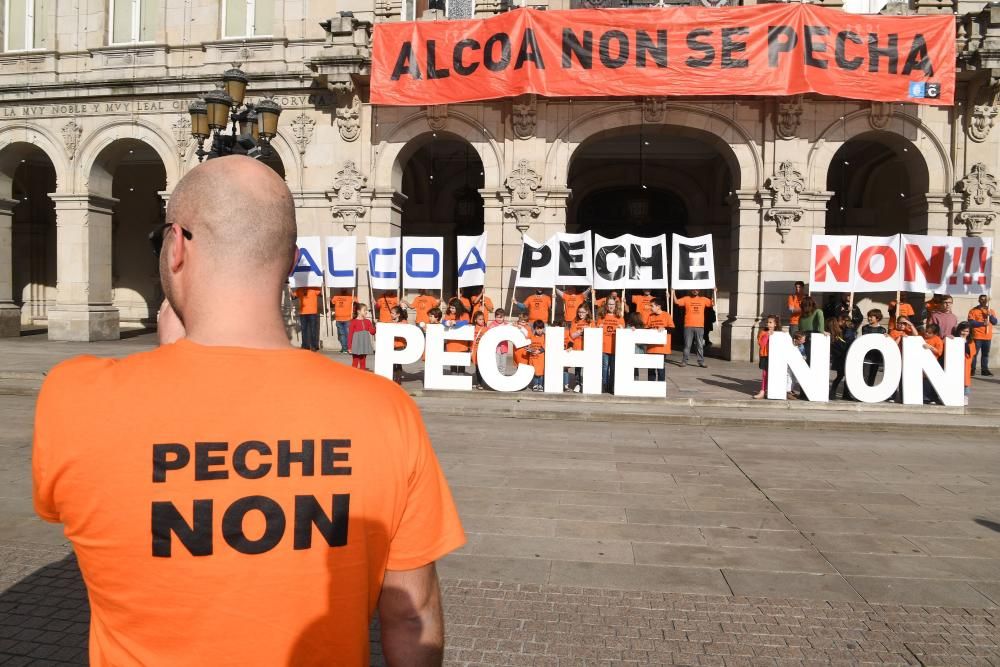 Concentración contra el cierre de Alcoa