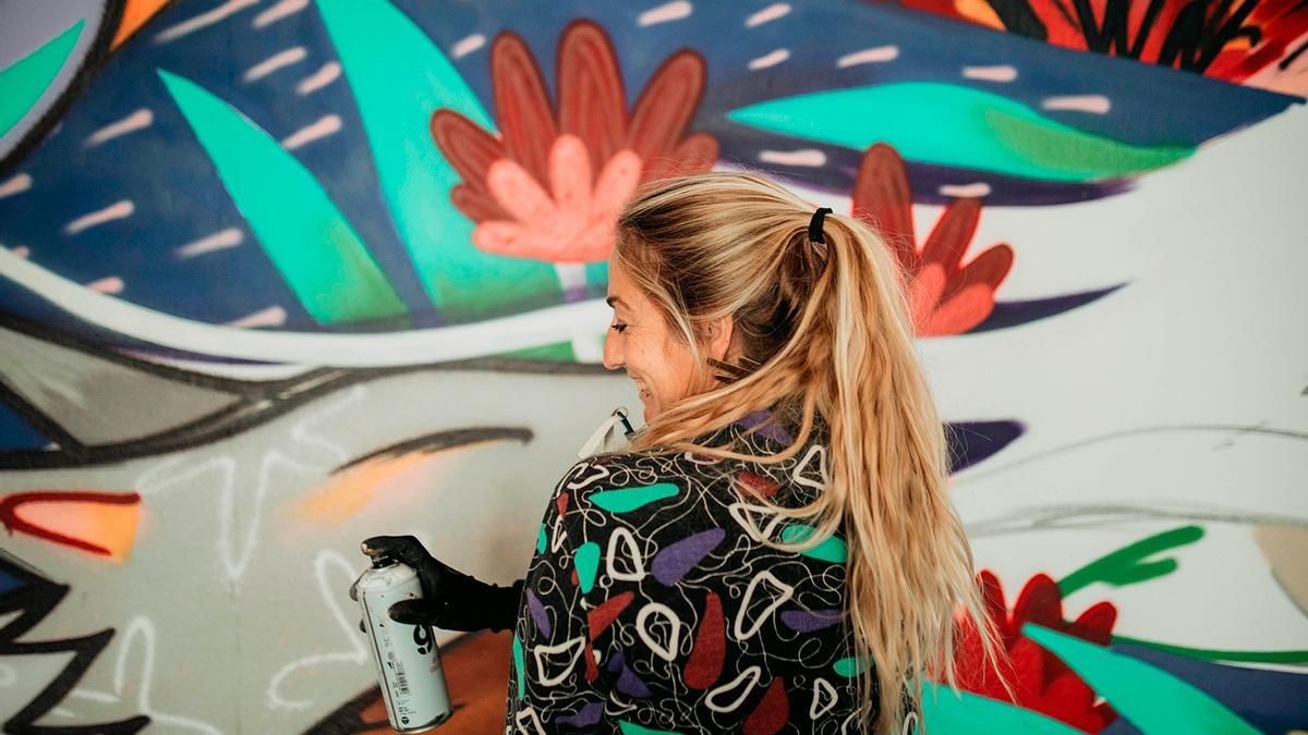 Julieta XLF será la encargada de hacer el mural