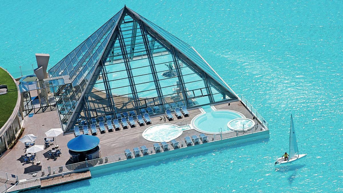 Crystal Lagoons, San Alfonso del Mar Resort, Chile