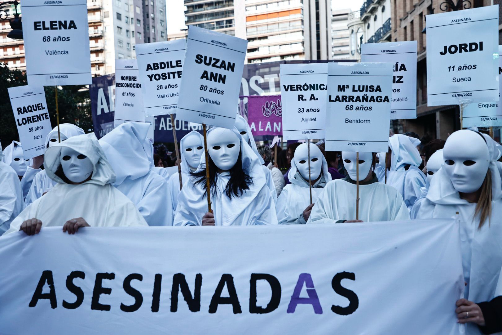 La manifestación del 8M en València, en imágenes