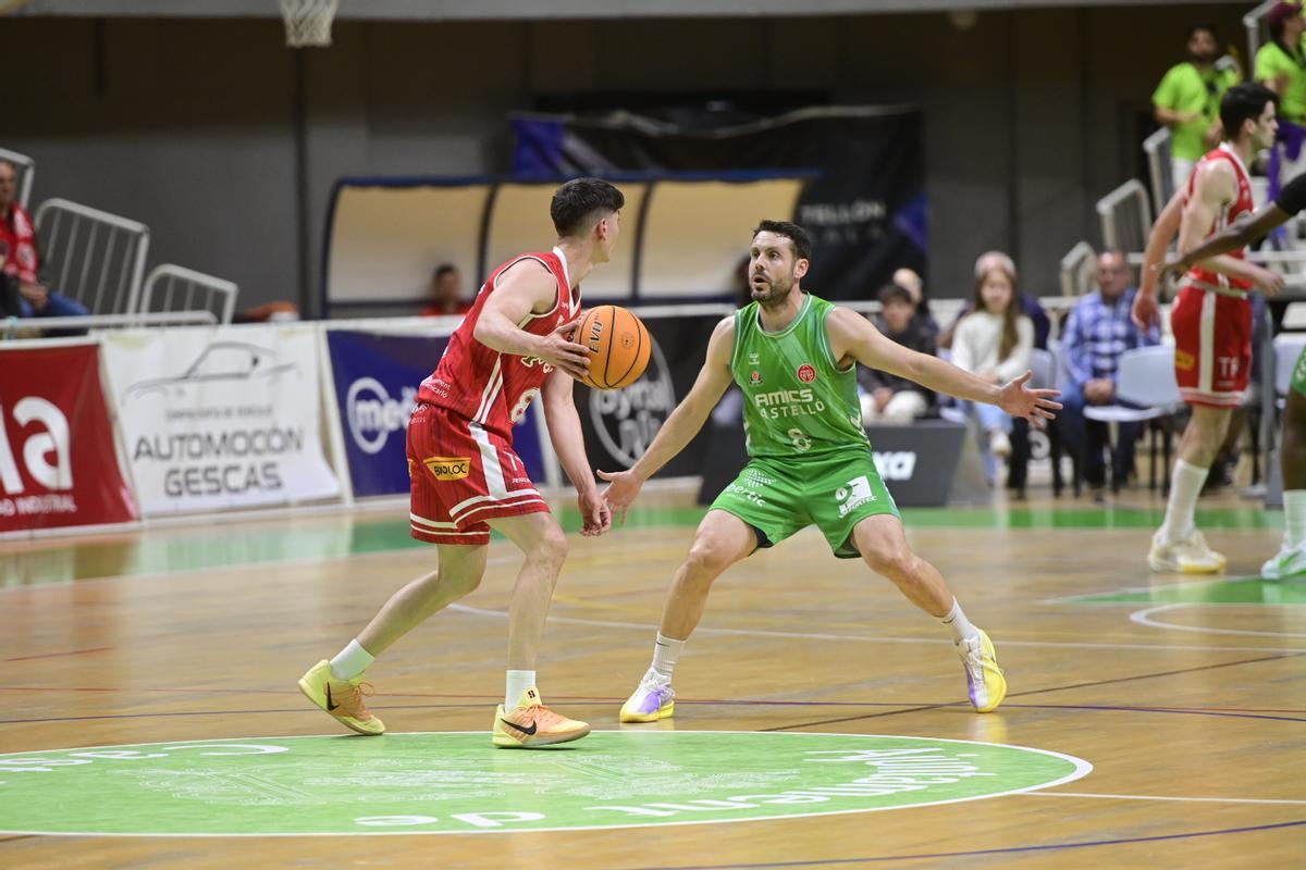 Amics Castelló suma su séptima victoria consecutiva y tiene a tiro el play-off por el ascenso.