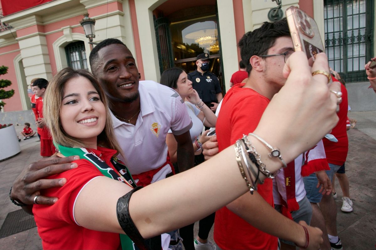 Recepción del Real Murcia en el Ayuntamiento de la ciudad