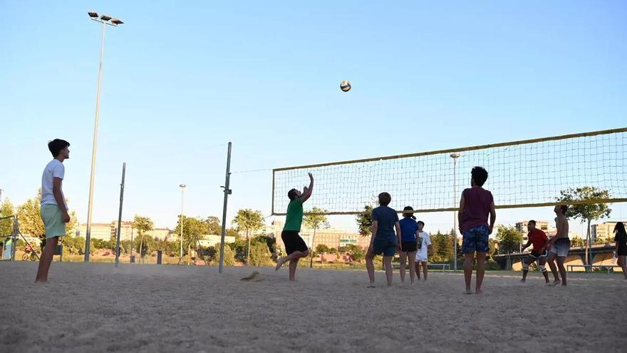 Cancelado el I Torneo Solidario de Vóley Playa Ciudad de Badajoz por falta de equipos inscritos