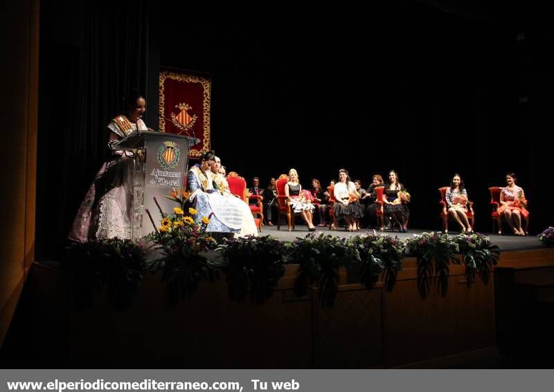 GALERIA FOTOS -- Vila-real homenajea a la reina y damas de fiestas