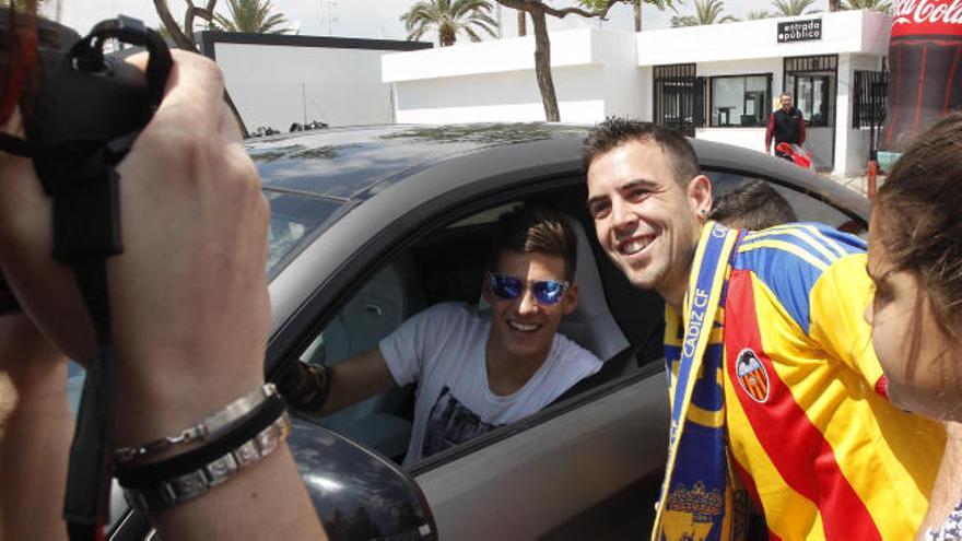 Aficionados del Valencia CF, en Paterna