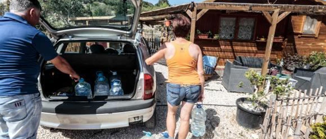 Polop mantiene en pie 300 casas en suelo rústico que se abastecen de agua de riego