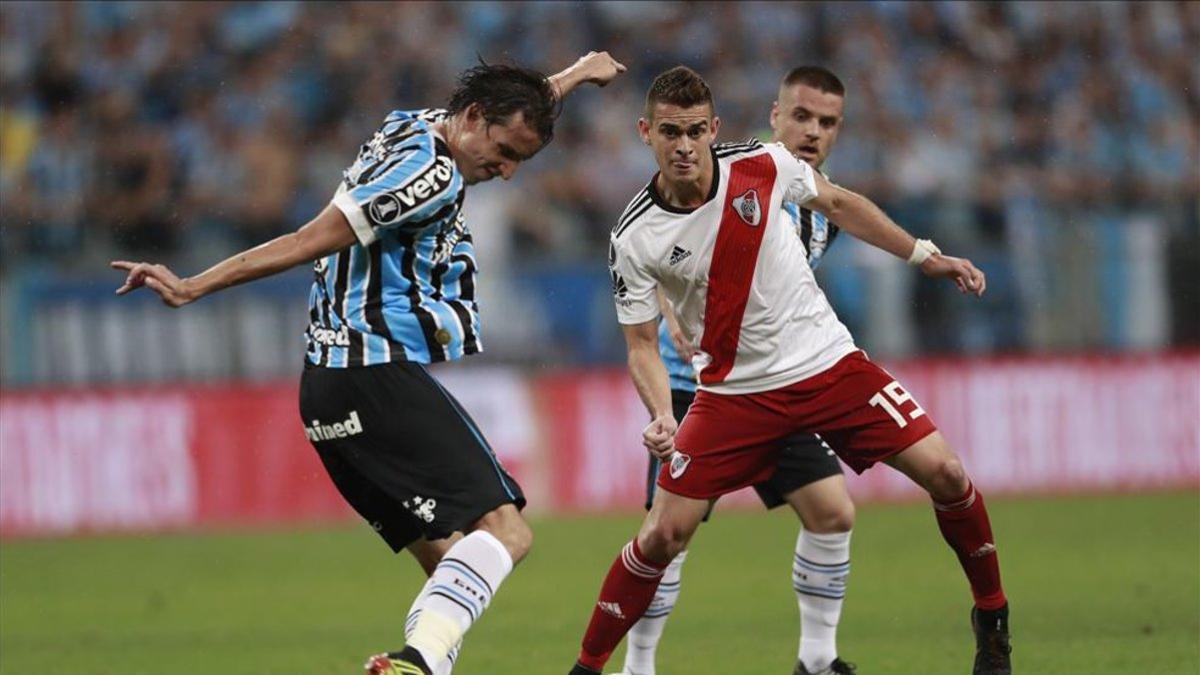 River Plate venció en Brasil a Gremio por 2-1